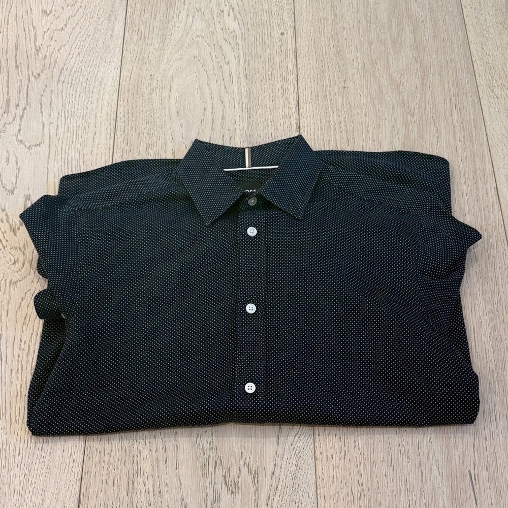 BOSS Button Down Dress Shirt in Navy Size Small - Picture 13 of 13
